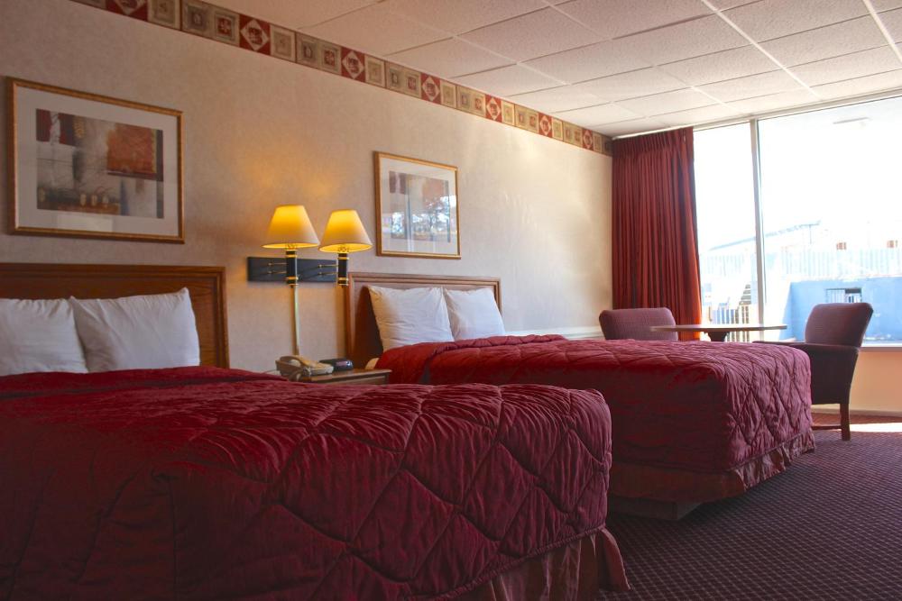 Standard Double Room with Two Double Beds interior